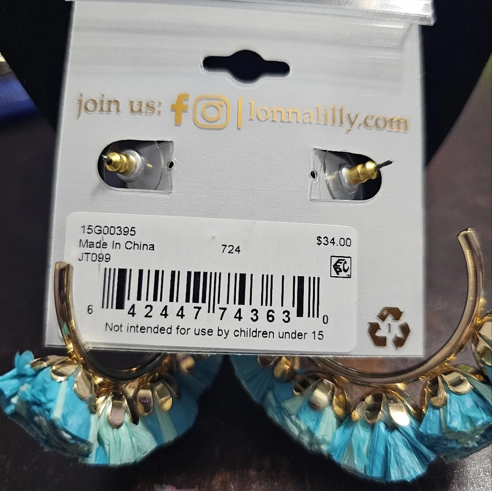 NWT lonna & lilly fun fabric hoop earrings in gold accent‎